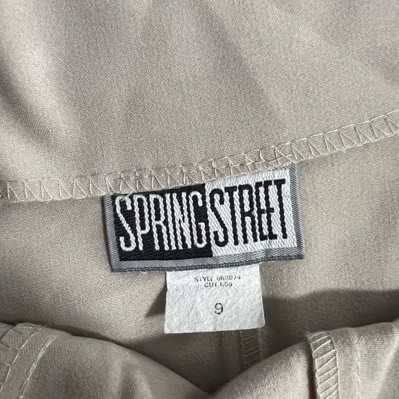 Spring Street Size 9 Beige Skirt - Picture 2 of 3